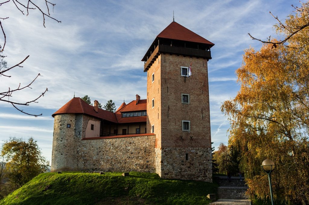 Dubovac Castle, Karlovac